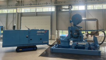 Large two piece silent piling supercrush machine in blue