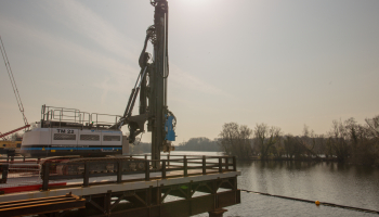 Leader rig piling projects